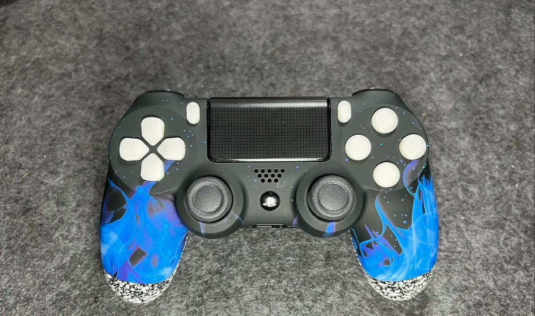 ps4两个手柄一起使用游戏的方法是什么？有兼容性问题吗？